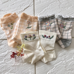 3足セット♪靴下好きさんのための詰め合わせ♪手縫い刺繍＊sweet  botanical