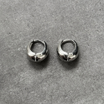 New ▽ Oval Hoop pierce