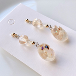 貝殻のようなイヤリング/ピアス　ロングver. 