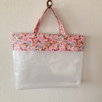candyrose1128様専用　リバティビニコの半クリアプールバッグ＊ベッツィ