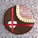 ベレー  金襴板チョコのラッピングベレー帽 ラズベリーチョコ