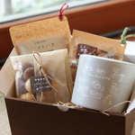 珈琲ギフト（缶入り珈琲豆、珈琲グラノーラ、珈琲クッキー、珈琲ナッツ）