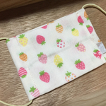 【送料無料】子供用マスク＊白いちご