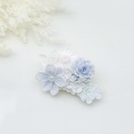 砂糖菓子のお花ブローチ【Ice blue】