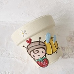 気まま販売・リメイク鉢＊どんぐりちゃんハッチになる【いちごバージョン】A