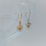 花座パールピアス／イヤリング
