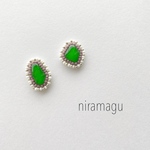 ビーズ刺繍ピアス