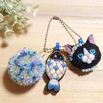 cat & fish 〜mermaid〜  ネコの刺繍キーホルダー(☆おまけ付き☆)