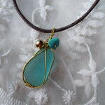 水色のシーグラスの夏ネックレス（ターコイズ）　