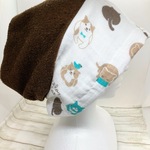 まったり猫ちゃんとブラウンの手ぬぐい生地のさっぱりフワッと保護帽子／サウナキャップ／医療用帽子　春夏用　ガーデニング用