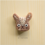 羊毛のどうぶつブローチ(リス)