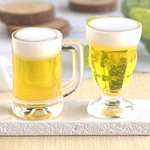 487 ＊少し大きめ　2種類のビール＊　2個セット　ミニチュア　ドリンク　シルバニアファミリー　ドールハウス　レジン