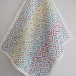 【オーダー品：まざる様専用】刺し子の布巾（柿の花：東欧カラー）