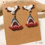 サメ注意報ピアス☆
