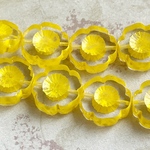 【13㍉ 6個】ハワイアン＊まだら yellow＊チェコビーズ＊花＊ハイビスカス＊フラワー