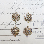 4点　Flat Filigree Circles Connector