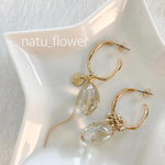 ☆new☆【ガラスビーズのゴールドフープピアス・ベージュ】ガラスビーズ/チタンピアス/ゴールドフープ/大ぶり/ピアス/ガラス