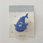ジンベエザメブローチ