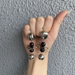 メタル×ブラックピアス