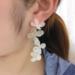アシンメトリー紫陽花ピアス