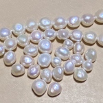お得な10粒セット✨ホワイト✨7-11mm✨淡水パール✨貫通穴あり✨バロックパール