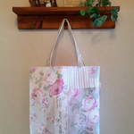 ピンクの薔薇のレッスントートバッグ  2