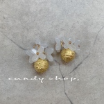 flower charm   gold