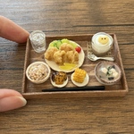 ミニチュア　からあげ定食