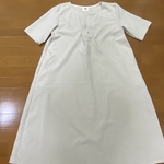 シンプル＊ 薄手＊ベージュ　ワンピース