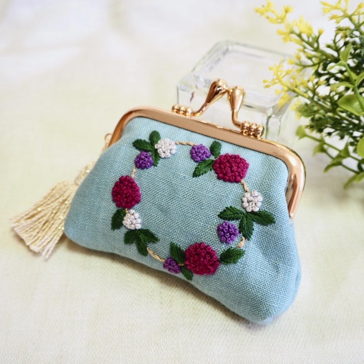最 安値ハンドメイド・手芸 - 春のリースのがま口ポーチ モリス