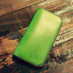鮮やかなグリーンのiPhone6Sケース