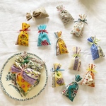 お得な10点セット 香りのアミュレット フランスラベンダー　サシェ　ラベンダー　南フランス　南仏　アロマ　ポプリ　トワルドジュイ　フランス　お守り　プロヴァンス　プロバンス　匂い袋　プチギフト