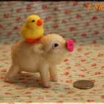 羊毛フェルト　豚　ブタちゃんとひよこちゃん　送料込