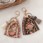 タッセル×刺繍リボンチャーム♡  【Color】ホワイトの販売ページです♡