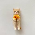 ちびねこブローチ【茶白】