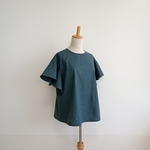 【sale 送料込み】Mサイズ　コットンリネンライトキャンバス　ワッシャー　ラッフル袖のブラウス　ユーカリグリーン