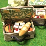 ミニチュア雑貨【ピクニックバスケット】