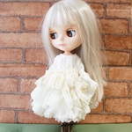 ネオブライスドール  お洋服 フリル ホワイトワンピース　アウトフィット