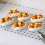 フルーツもりもり白コッペサンド🍒