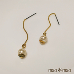 小粒パールのアメリカンピアス