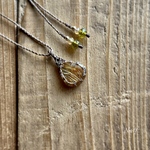 ルチルクォーツのプチマクラメネックレス