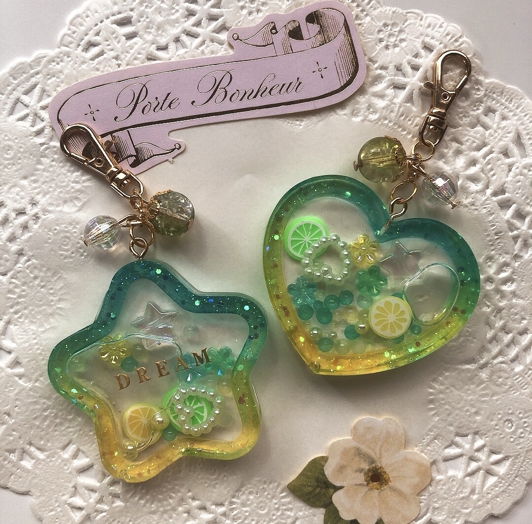 ❁︎レモンライムのシャカシャカキーホルダー❁︎レジンキーホルダー