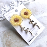  𓊆 揺れる ひまわり ピアス 𓊇  🌻𓈒𓏸 𓈒 𓏸 𓐍