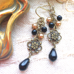 送料無料！✴︎黒ドロップ×メタルパーツ♩ピアス✴︎