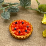 《ミニチュア》いちごタルトのホールケーキ