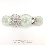 ミルキーグリーンと透かし模様のシルバーバレッタ　＊送料無料＊8㎝バレッタ #ヘアアクセサリー#夏企画2022 #緑