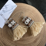 beige ethnic fringe ピアス・イヤリング