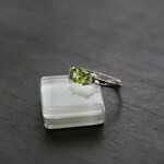 ペリドット　クレセントCZリング　SILVER925
