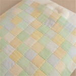 ガーゼのおくるみ 85×85cm (イエロー×水色×ミントグリーン、パッチワークのガーゼキルトケット)
