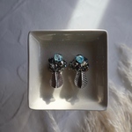 【✨一点物✨】 ocean ピアス　イヤリングシンプル　シルバー　モード　アンティーク　モノトーン　シルバーピアス　ガラス　ブルー　エメラルド　夏　海